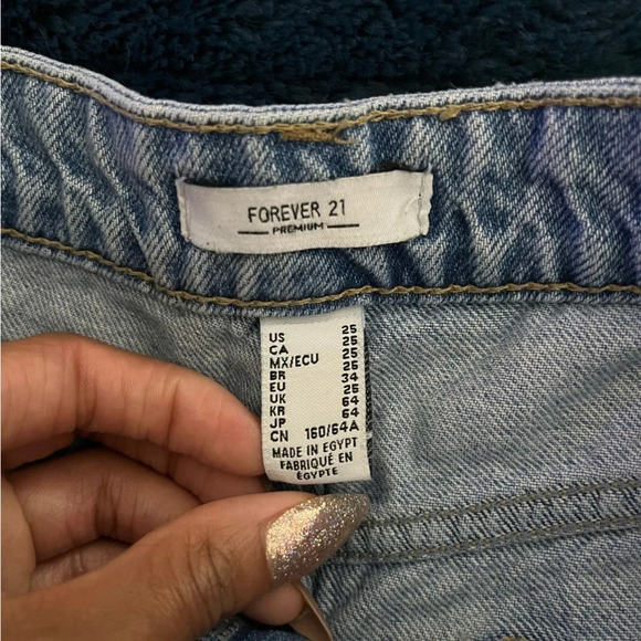 Forever21 Premium High-Rise Shorts - Picture 3 of 3